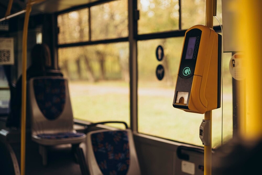 Nowe kursy autobusowe do zoo i Ojcowa na weekend!