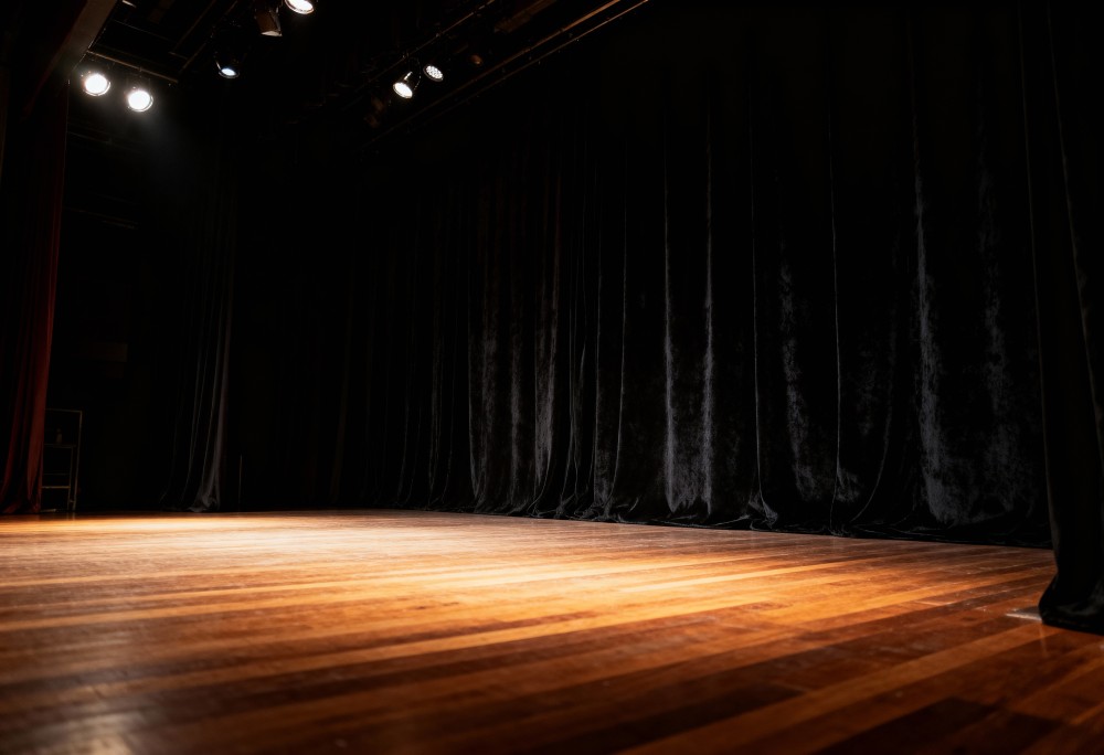 Monodram „To nie ten NY” – humorystyczna refleksja o emigracyjnych zmaganiach