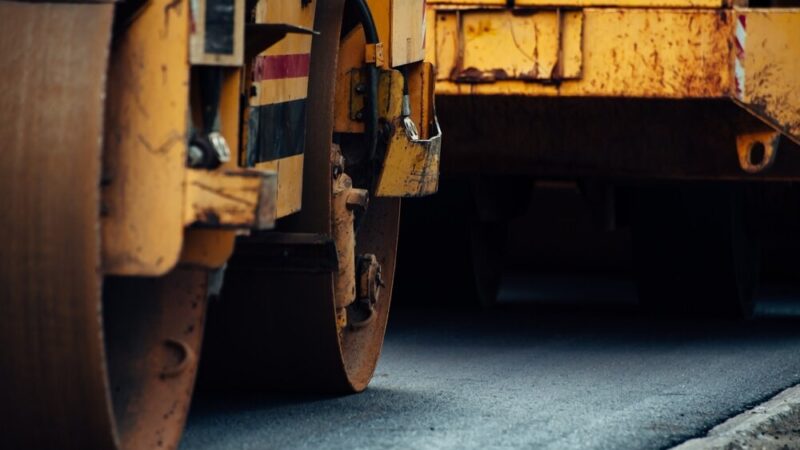 Rewolucja na drogach: Rozpoczyna się przebudowa trasy Dąbrowa – Szarów