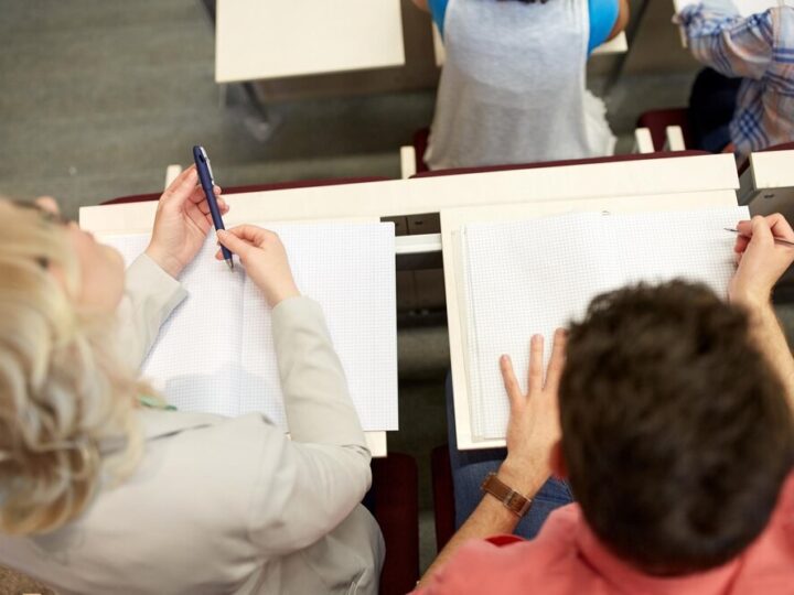Maturzyści odkrywają tajniki kariery w policji