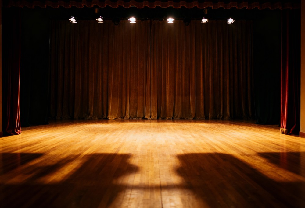 Krakowskie Miniatury Teatralne: odkryj fascynujący świat sztuki w lipcu!