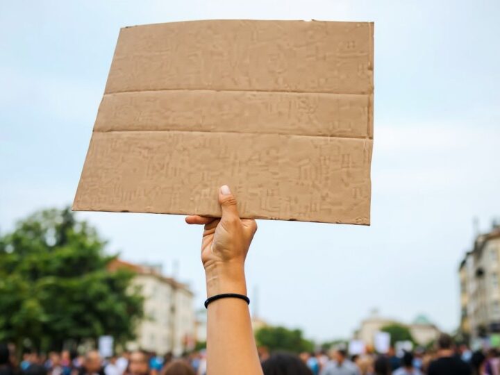 Skawina w obronie swojego terenu: mieszkańcy protestują przeciw trasie S7!