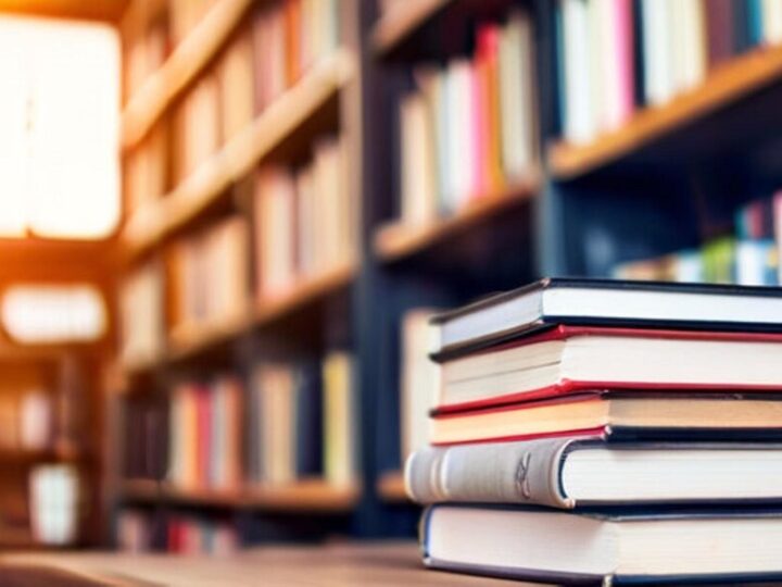 Książki w plenerze – nowa biblioteczka w Rzeszotarach!