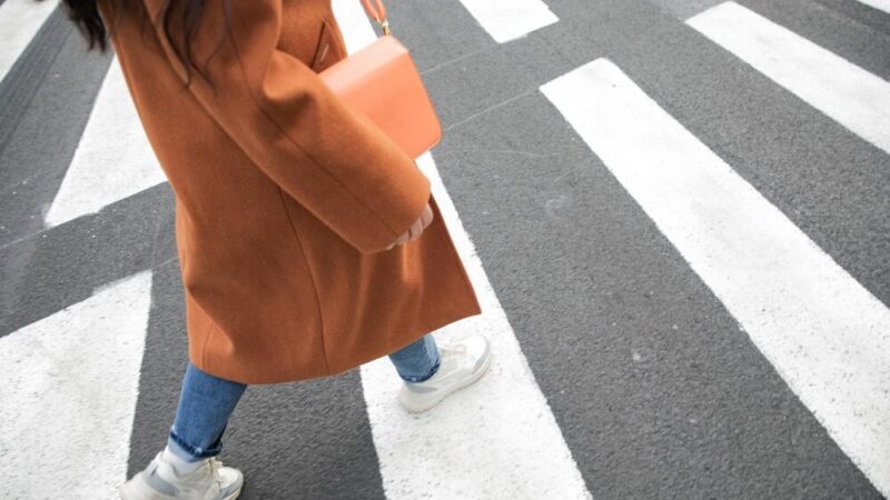 Kraków w akcji: Policja stawia na bezpieczeństwo pieszych i rowerzystów!