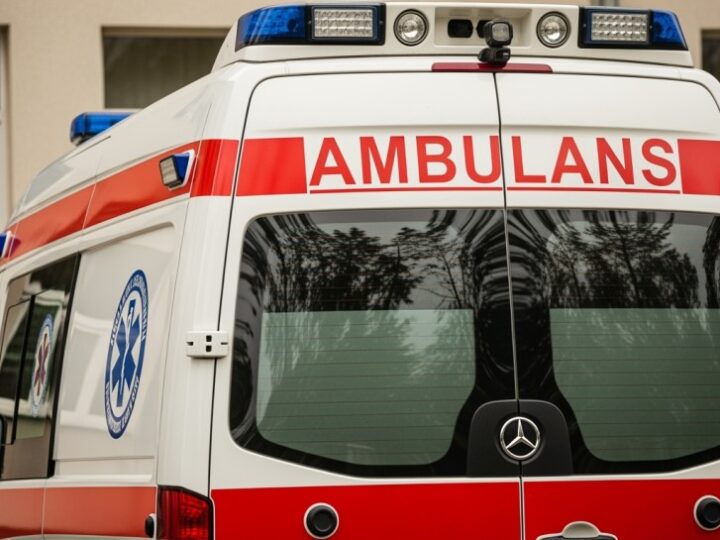 Bezpieczeństwo na Dunajcu: Policja i strażnicy parku w akcji