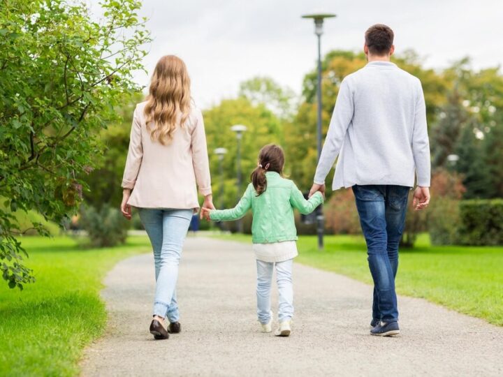 Zielona oaza w sercu Krakowa – odkryj Park Wyspiańskiego!