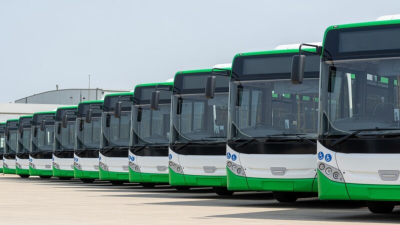 Zmiany w ruchu autobusowym na ul. Majora – co musisz wiedzieć?