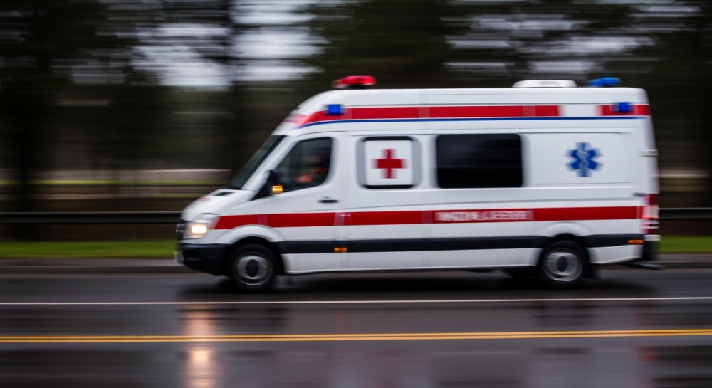 Chrzanowscy policjanci promują zasady bezpiecznego wypoczynku latem