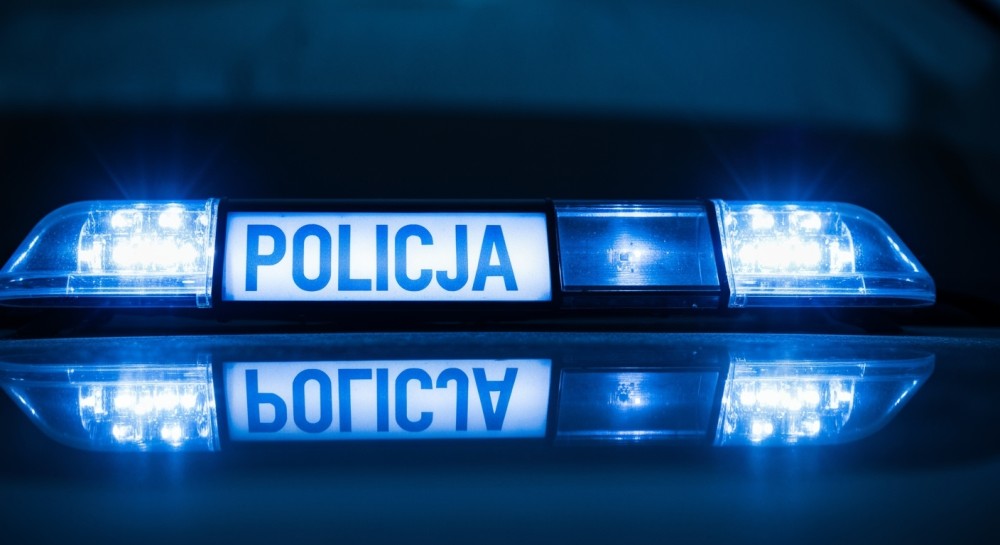 Kolejny mężczyzna w rękach miechowskich policjantów z narkotykami w bieliźnie