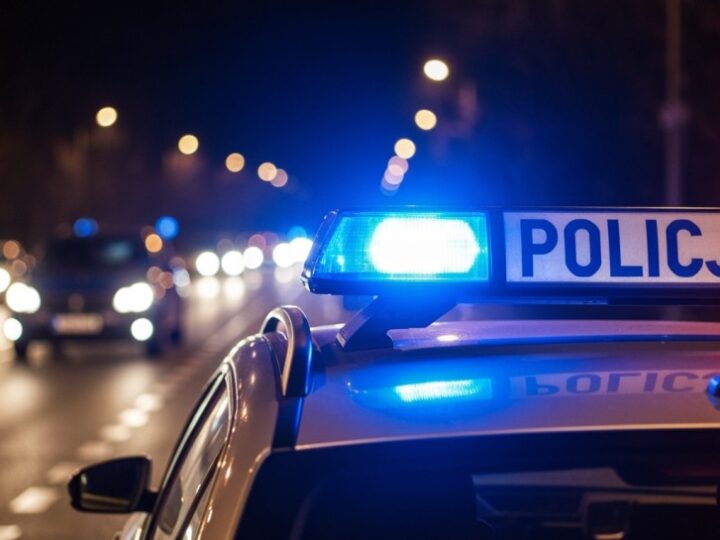 Kobieta z zakazem prowadzenia pojazdów uciekła przed policją w Andrychowie
