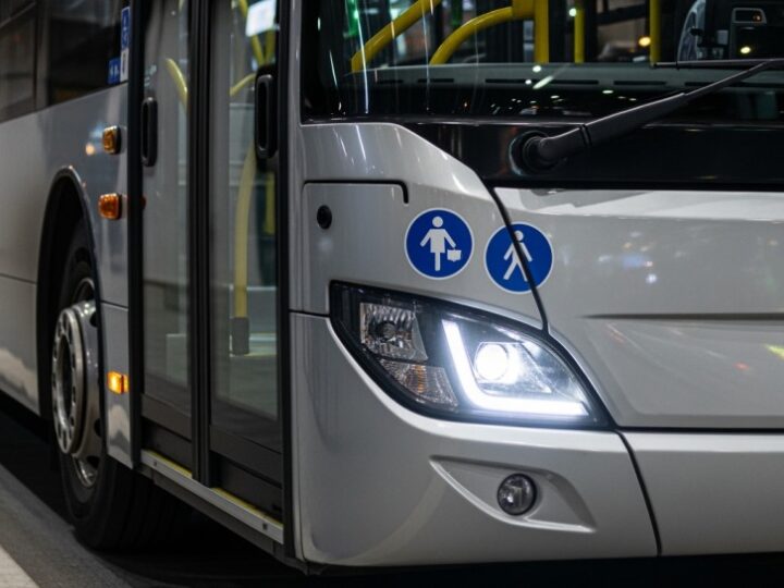 Prace na skrzyżowaniu Al. Daszyńskiego i ul. Podgórskiej. Tak kursuje linia 184