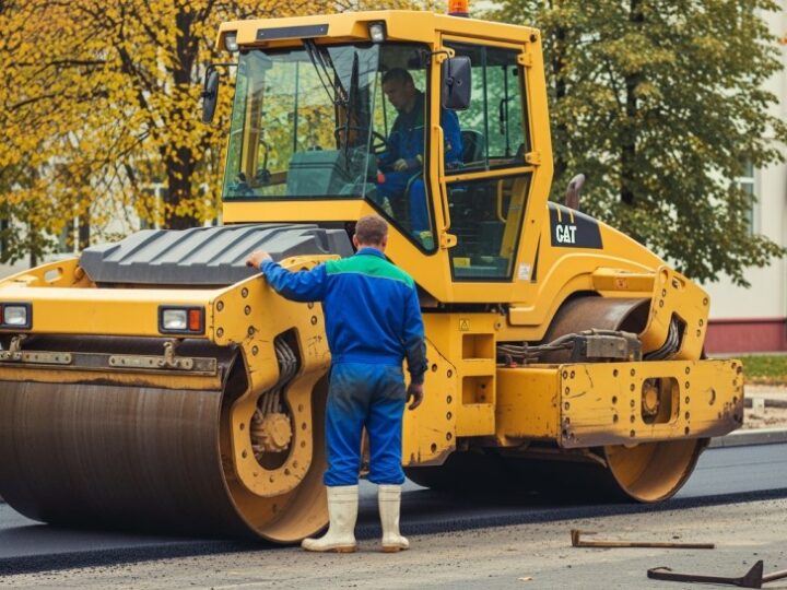 Inwestycje drogowe w Krzeszowicach: Nowe nawierzchnie dla lepszego bezpieczeństwa!