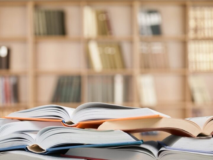 Literackie Oazy w Krakowie: Spotkania, które Inspirują i Łączą