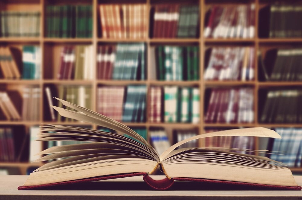 Kraków wspiera twórców literatury: ponad 200 tys. zł na nowe książki!