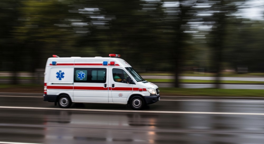 Brawurowa ucieczka przed policją zakończona w stawie w Tarnowie