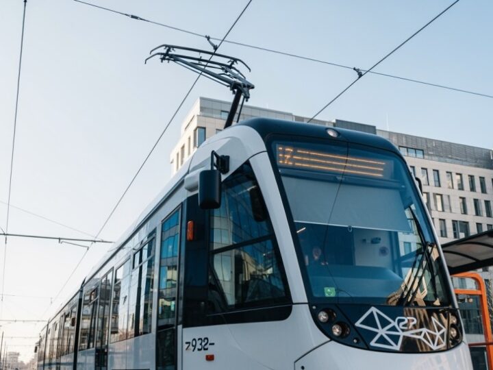 Nowe tramwaje w Krakowie: Zmiany w komunikacji już wkrótce!