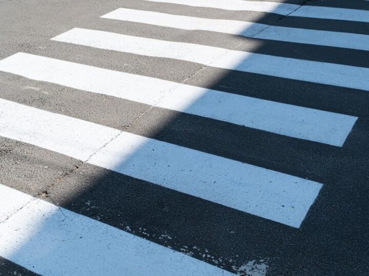 Bezpieczeństwo dzieci na drogach: Twoja odpowiedzialność!
