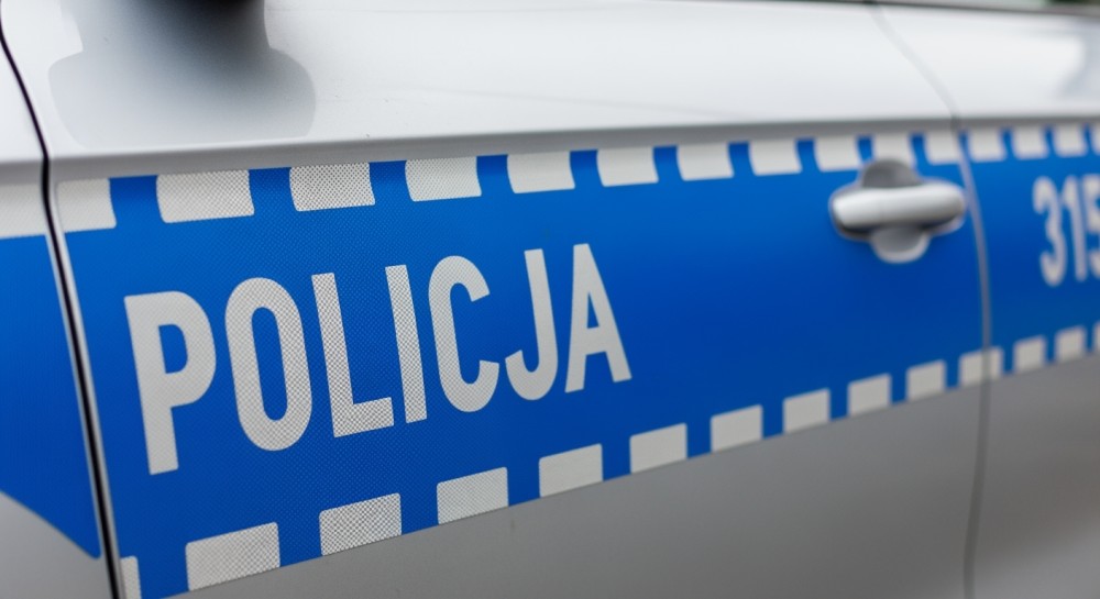 Nastolatek zagrażał koleżankom: Szybka interwencja uratowała sytuację!