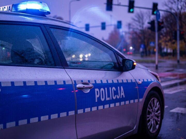 Nowi młodsi aspiranci Policji: Wręczenie aktów mianowania w Nowym Sączu